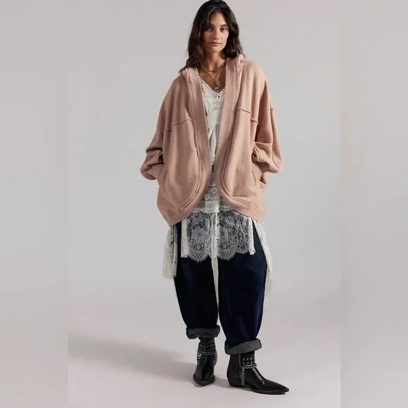 We The Free Forever Yours Cardi 🔥Winter Bloom / blush pink - Small- oversized - Picture 1 of 16